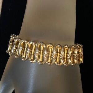 Antique Gold Tone Stretch Bracelet